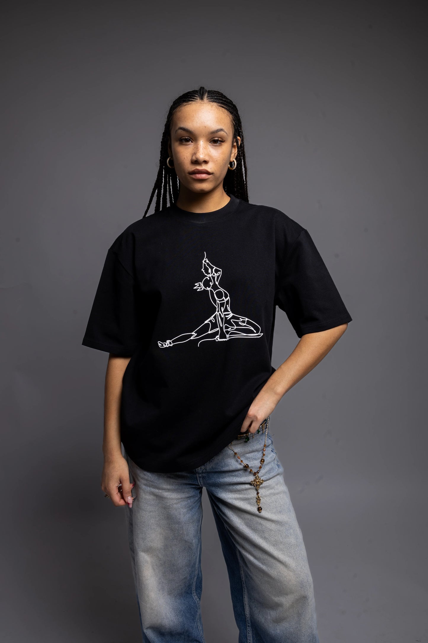 L'INCONNU Oversized T-Shirt | Zakulture