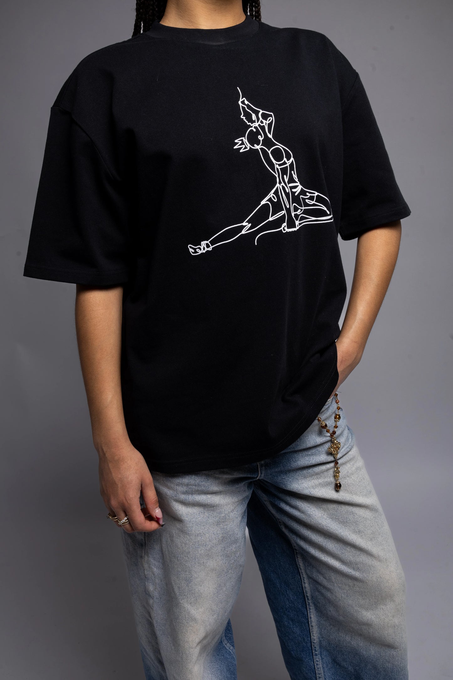 L'INCONNU Oversized T-Shirt | Zakulture